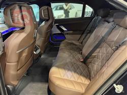 بي ام دبليو الفئة 7